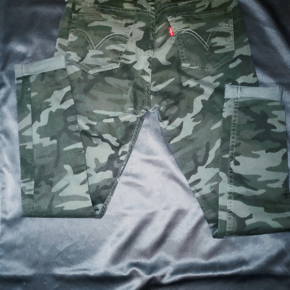 Camo pants